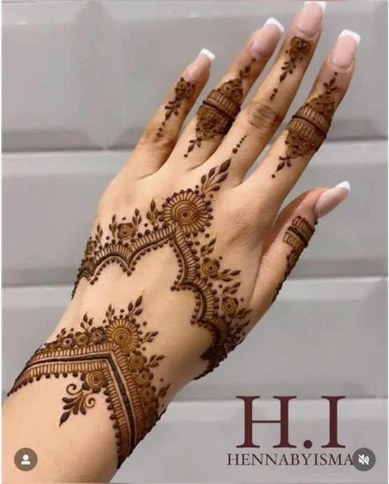 Bracelet And Rose Classic Back Hand Mehndi Design Concept